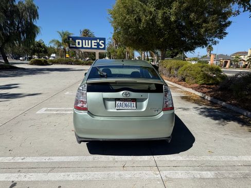 Used 2007 Toyota Prius Touring FWD image 8