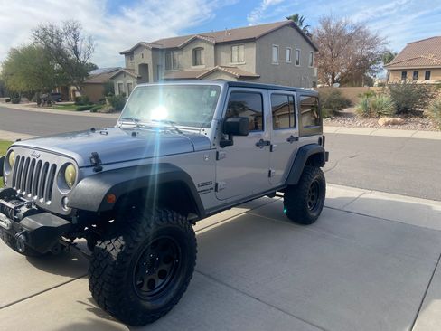 Used 2015 Jeep Wrangler Unlimited Sport w/ Quick Order Package 24S image 8