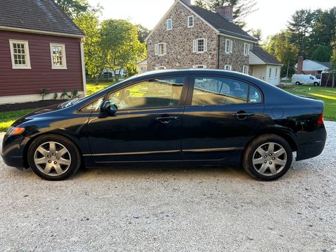 Used 2007 Honda Civic LX image 5