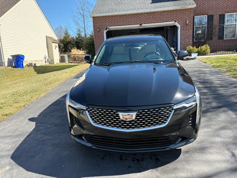 Used 2022 Cadillac CT4 Premium Luxury image 5