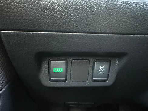 Used 2019 Nissan Sentra S image 14