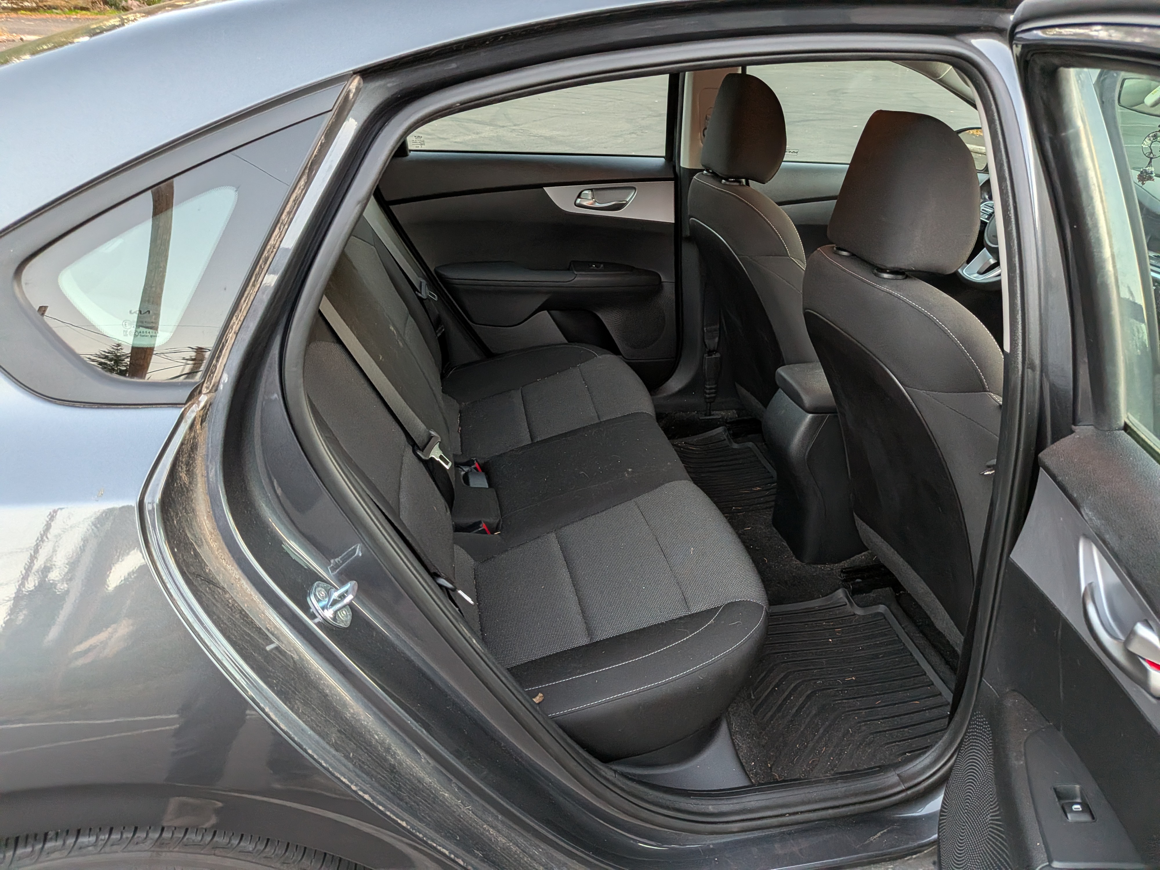 Used 2022 Kia Forte LXS FWD image 14
