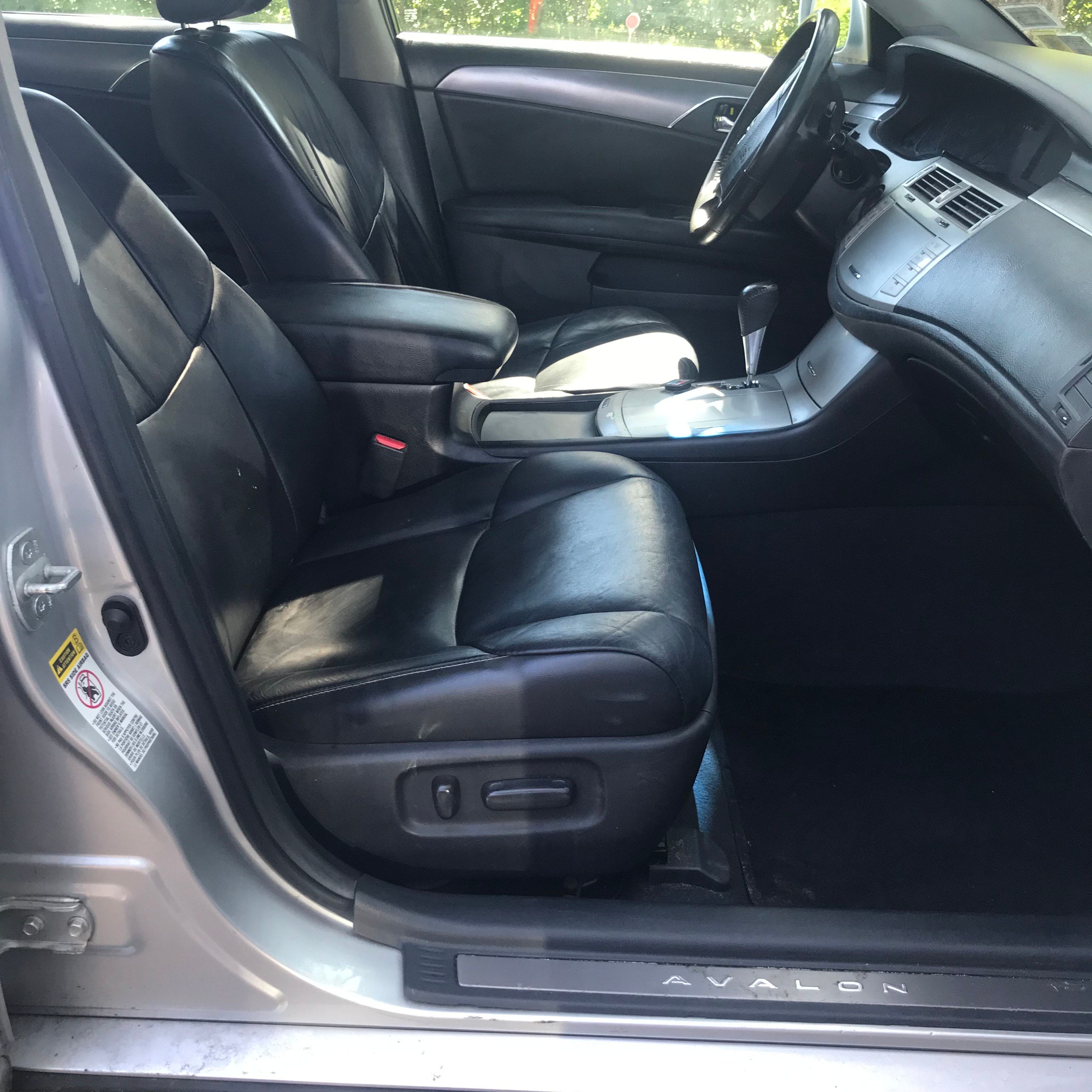 Used 2008 Toyota Avalon Touring FWD image 5