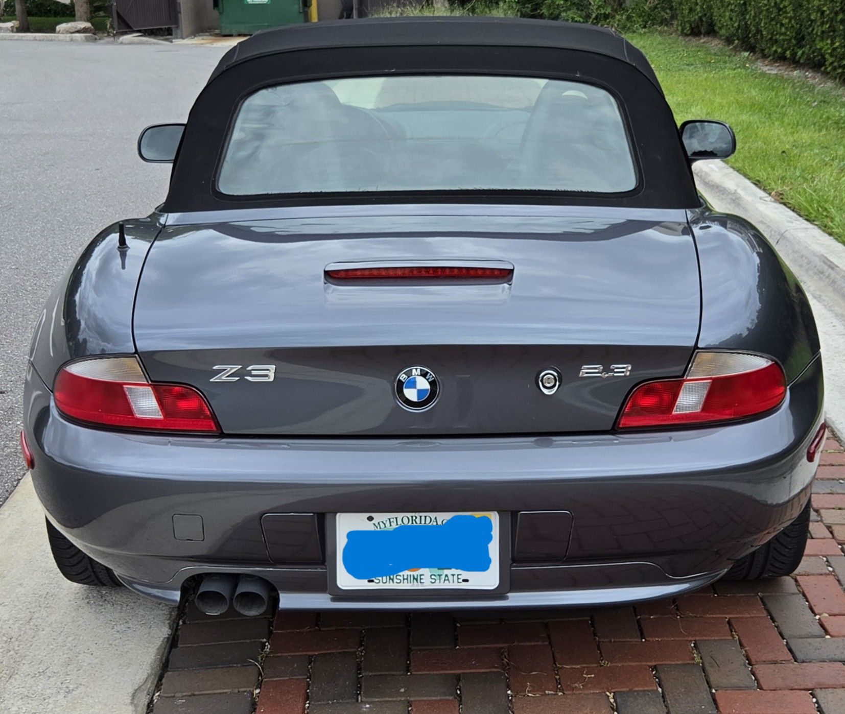 Used 2000 BMW Z3 2.5i RWD image 15