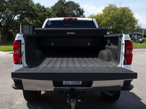 Used 2015 Chevrolet Silverado 2500 LTZ AWD/4WD image 18