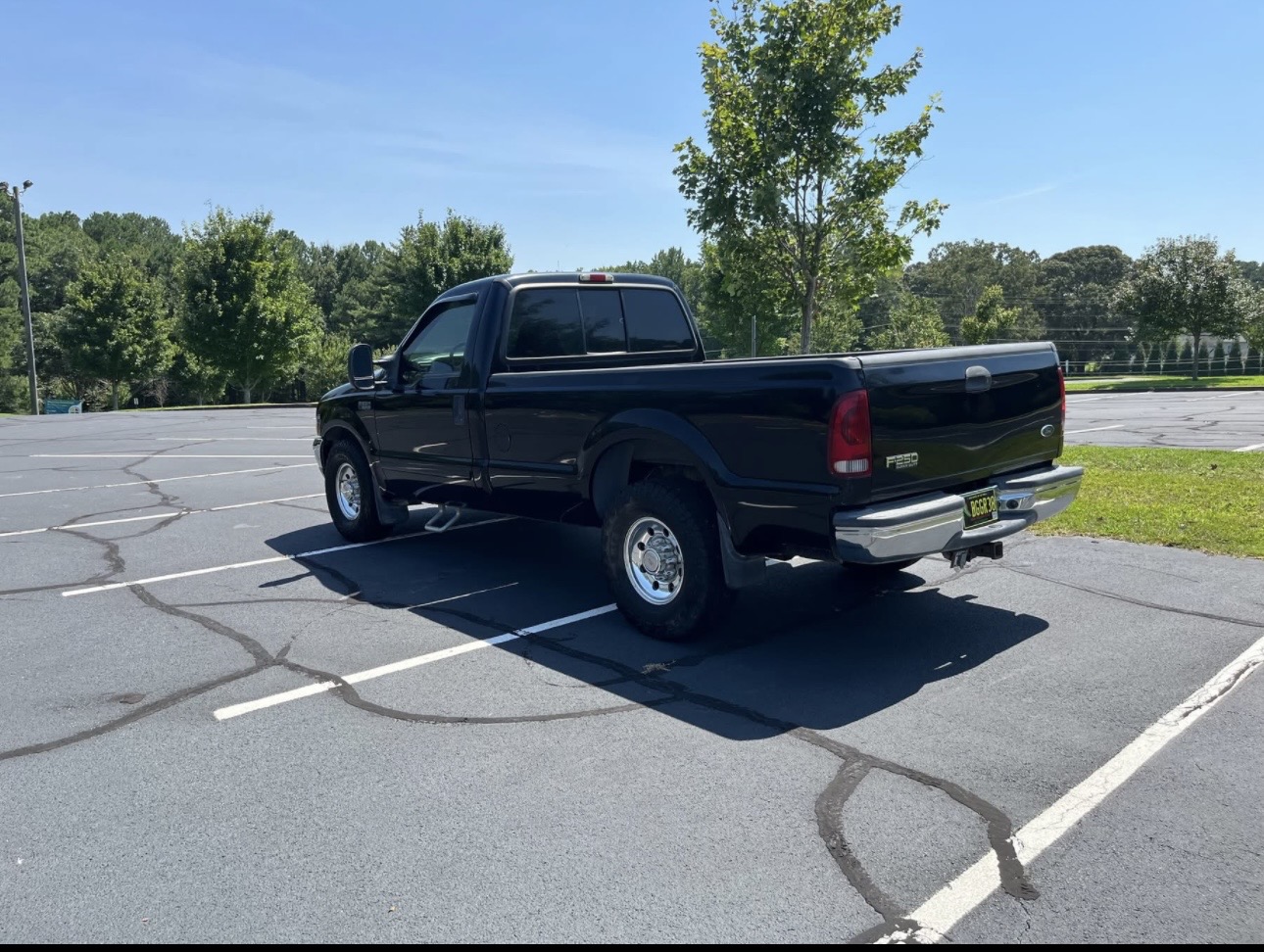 Used 2002 Ford F250 2WD Regular Cab Super Duty image 4
