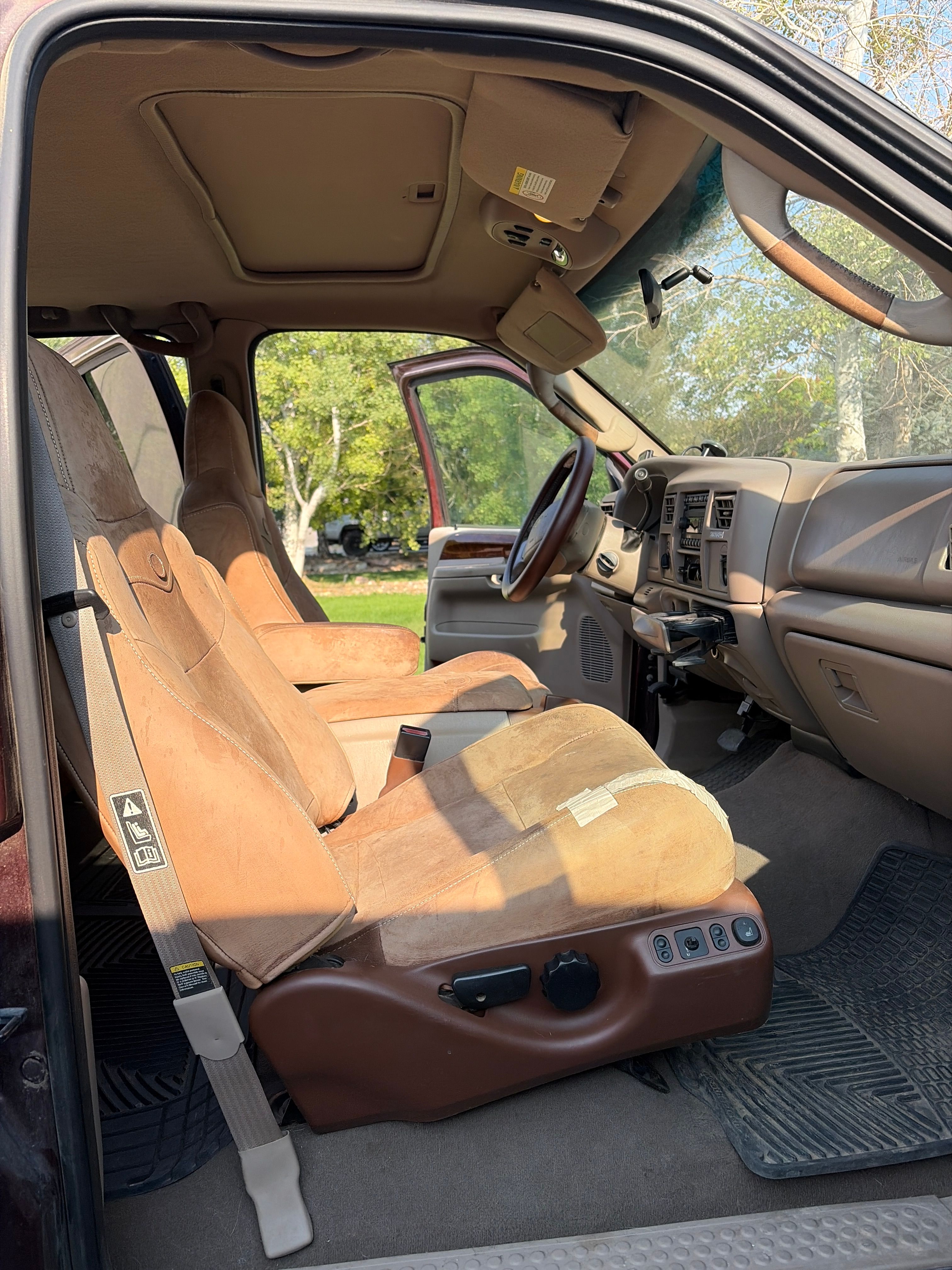 Used 2003 Ford F250 King Ranch AWD/4WD image 12