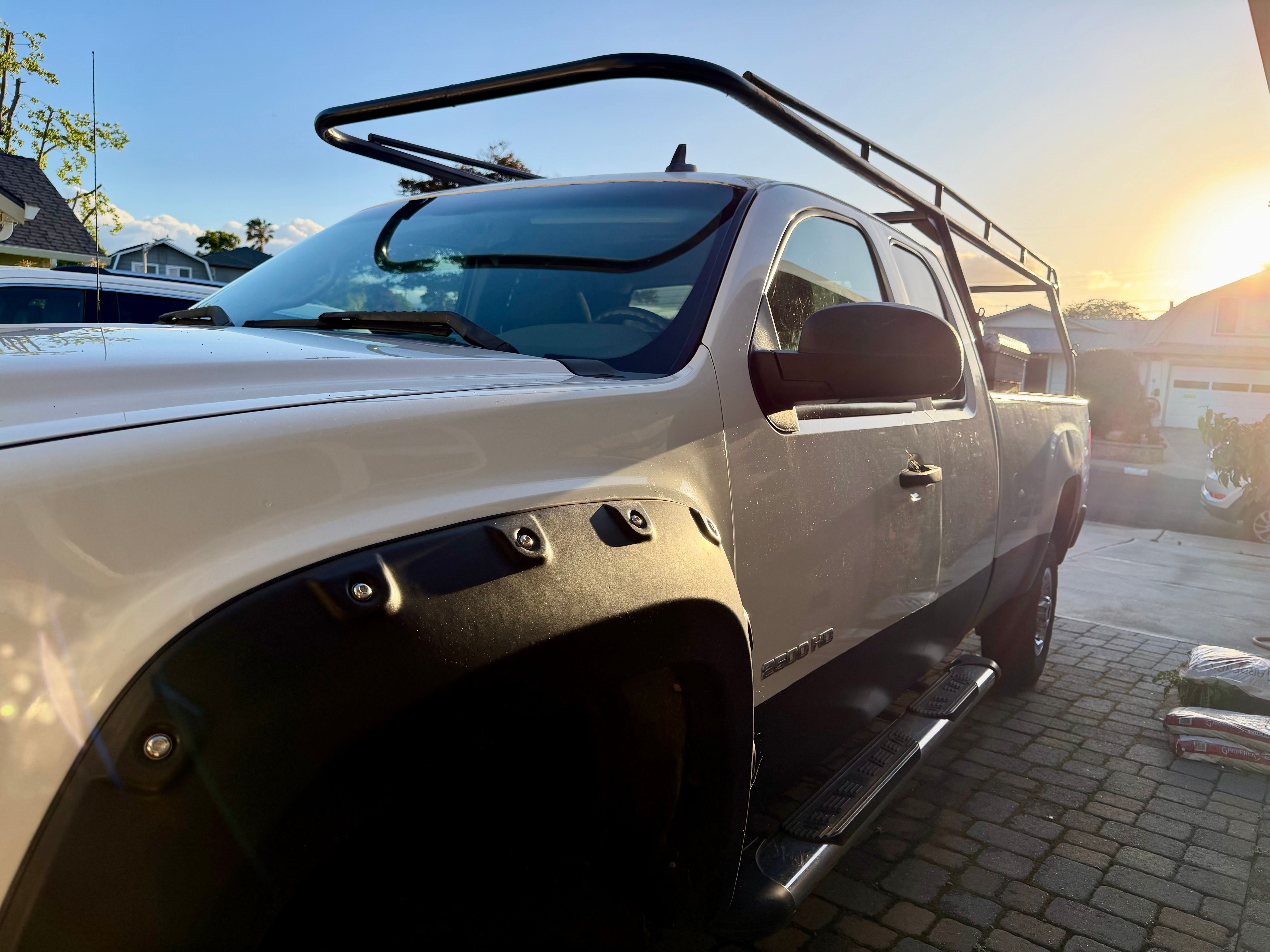 Used 2010 GMC Sierra 2500 W/T AWD/4WD image 5