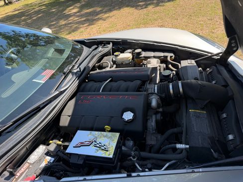 Used 2005 Chevrolet Corvette Convertible w/ Preferred Equipment Group RWD image 8
