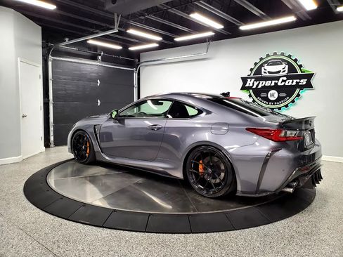 Used 2017 Lexus RC F image 10