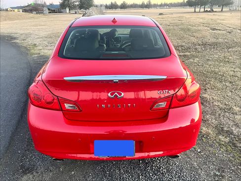 Used 2013 INFINITI G37 x Sedan w/ Premium Pkg image 8