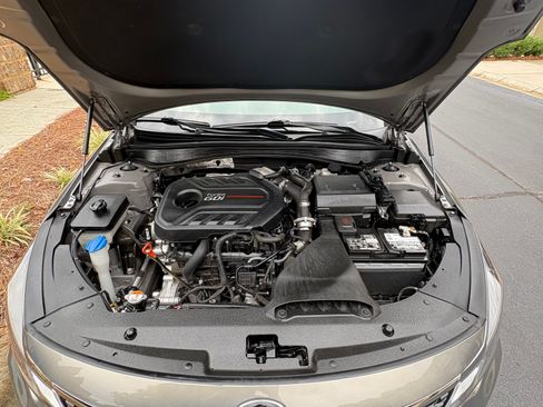 Used 2018 Kia Optima SX w/ Technology Package FWD image 12
