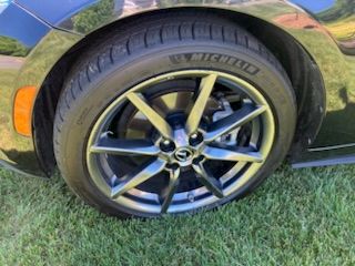 Used 2018 MAZDA MX-5 Miata RF Grand Touring RWD image 6