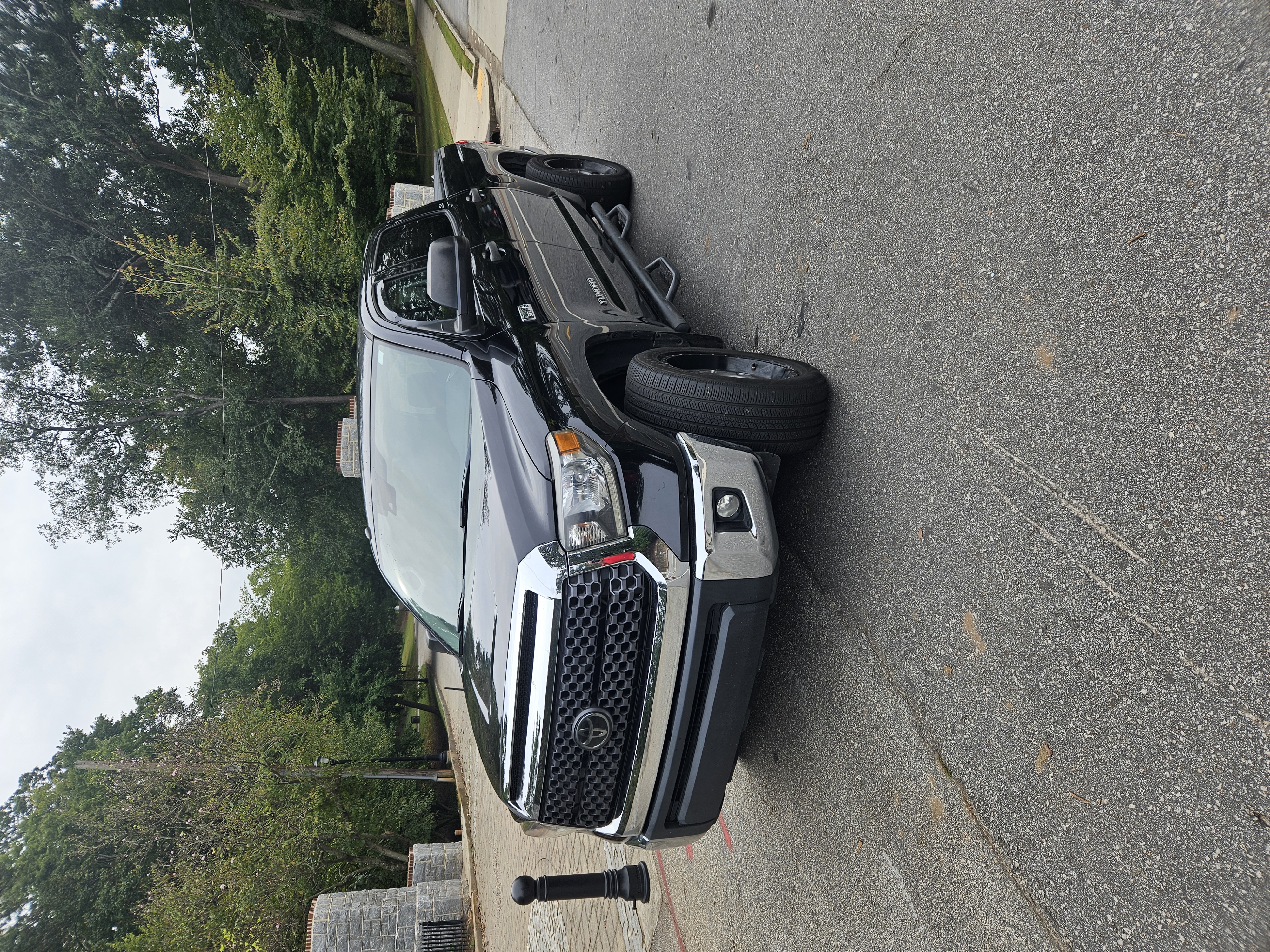 Used 2018 Toyota Tundra SR5 w/ SR5 Upgrade Package AWD/4WD image 1