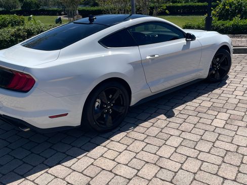 Used 2022 Ford Mustang Premium w/ Equipment Group 201A image 15