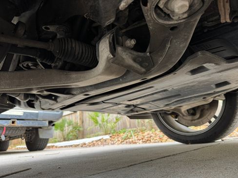 Used 2011 Porsche Cayenne Turbo image 31