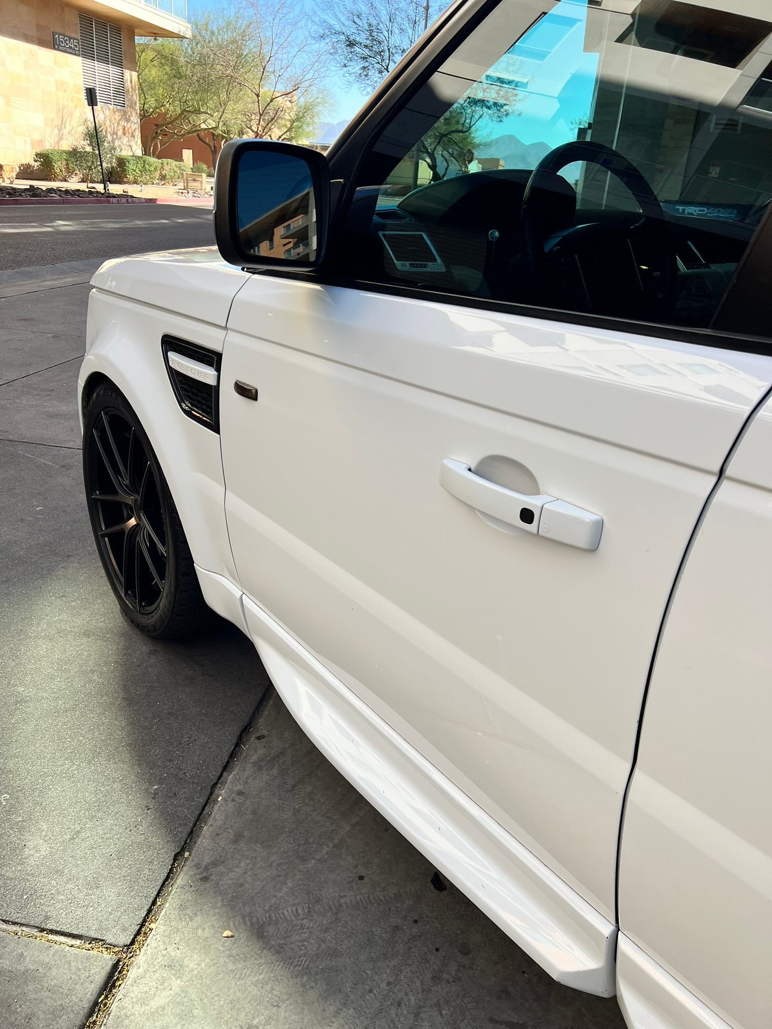 Used 2012 Land Rover Range Rover Sport Autobiography AWD/4WD image 21