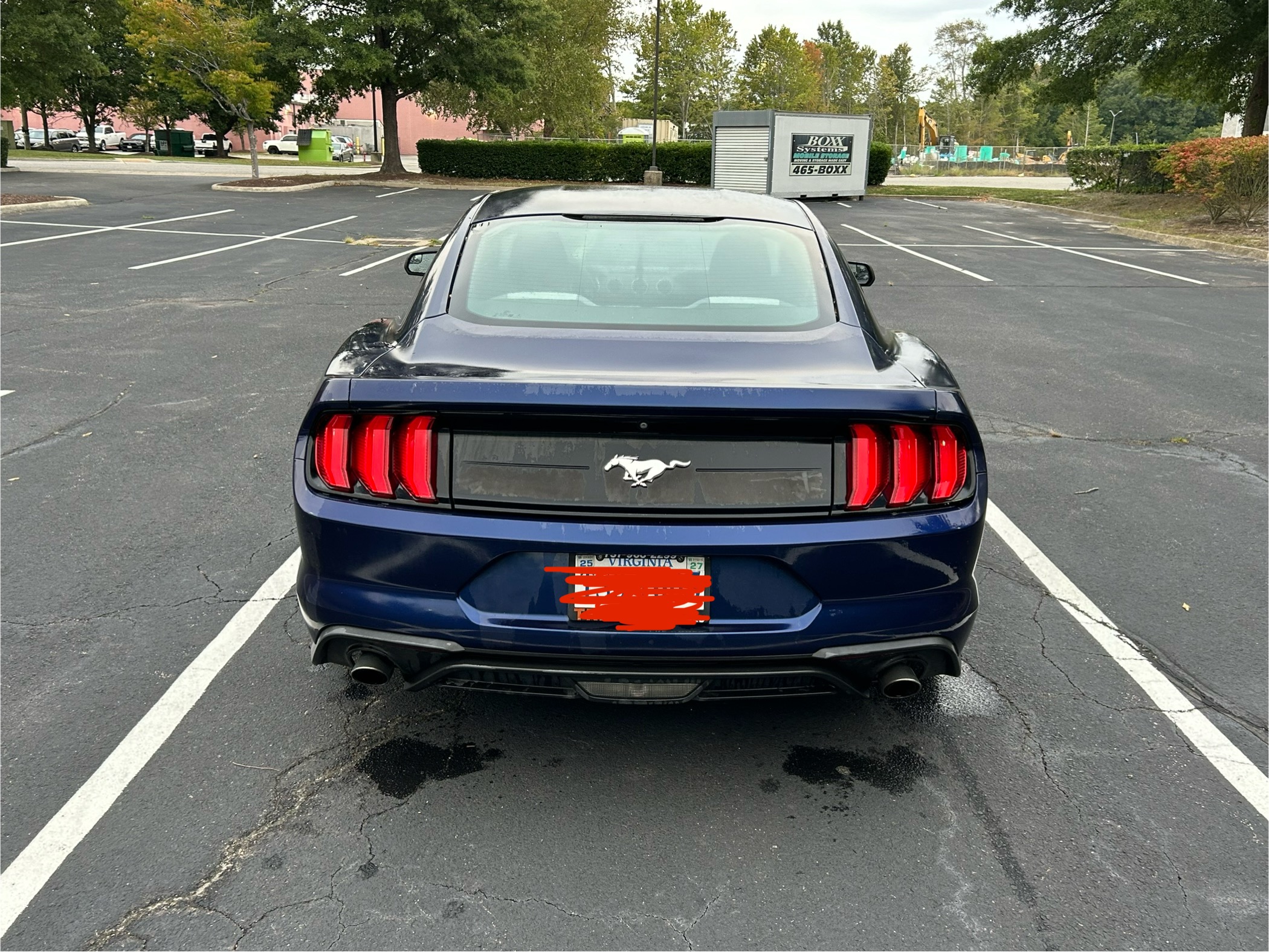 Used 2018 Ford Mustang Coupe RWD image 5
