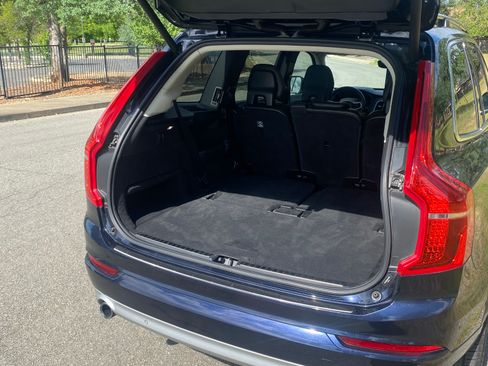 Used 2019 Volvo XC90 T5 Momentum w/ Advanced Package image 14