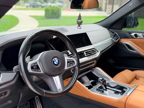 Used 2023 BMW X6 xDrive40i w/ M Sport Package AWD/4WD image 12
