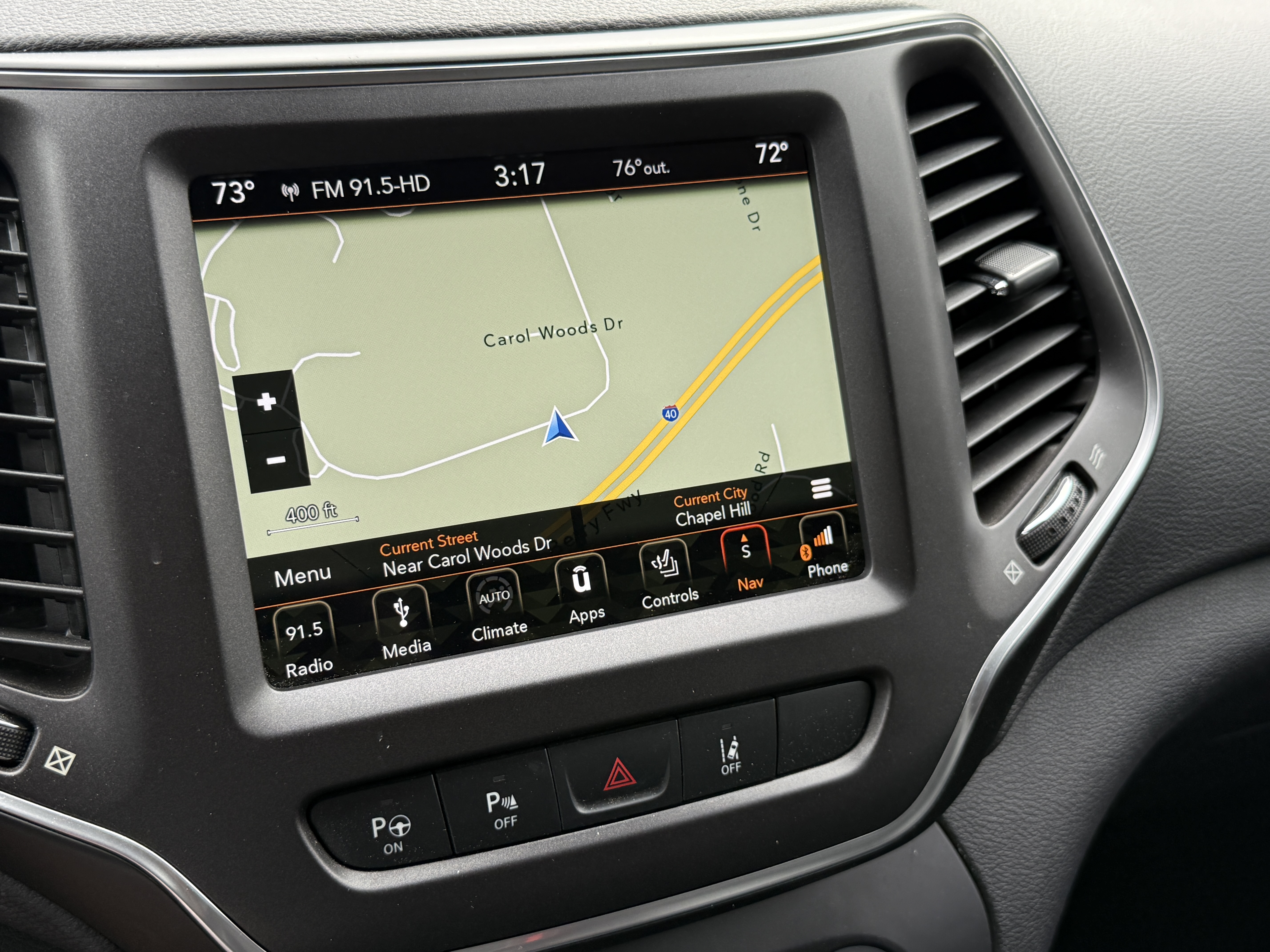 Used 2019 Jeep Cherokee Trailhawk AWD/4WD image 13