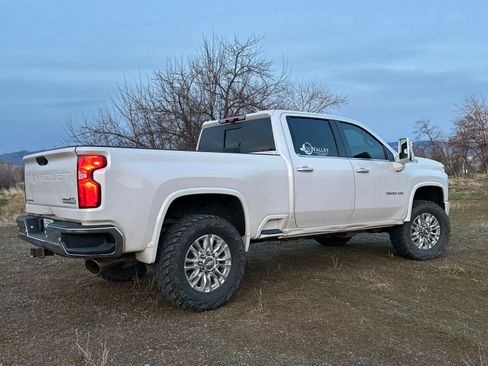 Used 2020 Chevrolet Silverado 3500 High Country w/ Z71 Off-Road Package image 28