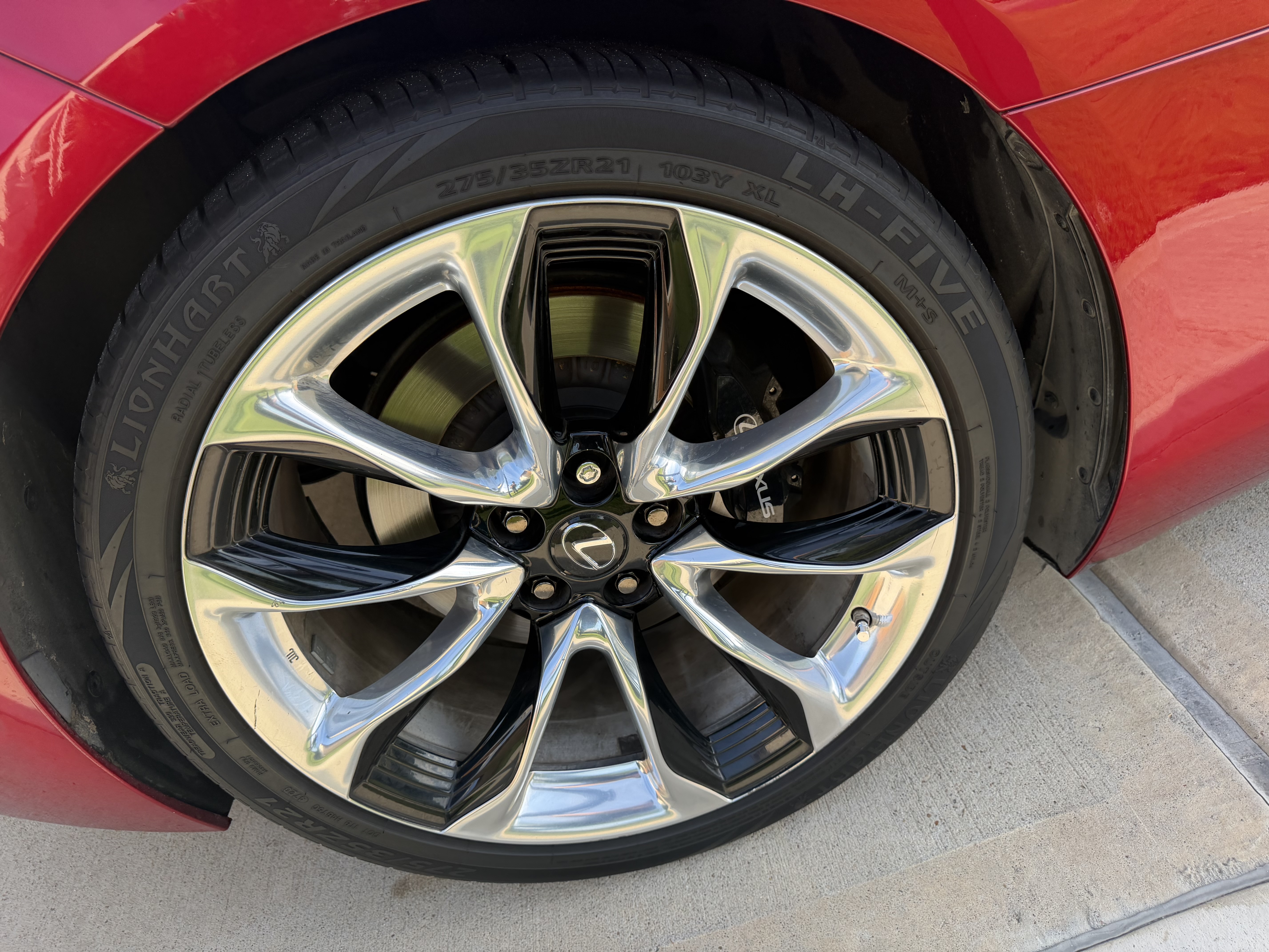 Used 2018 Lexus LC 500 Coupe RWD image 11