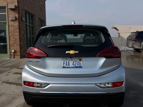 Used 2018 Chevrolet Bolt LT image 5