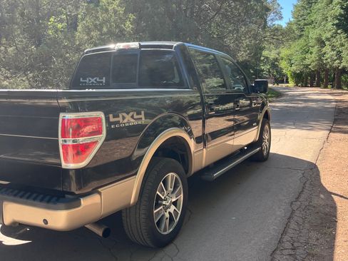 Used 2014 Ford F150 Lariat w/ Equipment Group 502A Luxury image 6