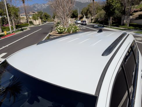 Used 2017 Jeep Grand Cherokee Laredo w/ Quick Order Package 2BE image 6