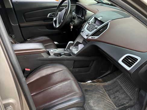 Used 2010 GMC Terrain SLT image 8