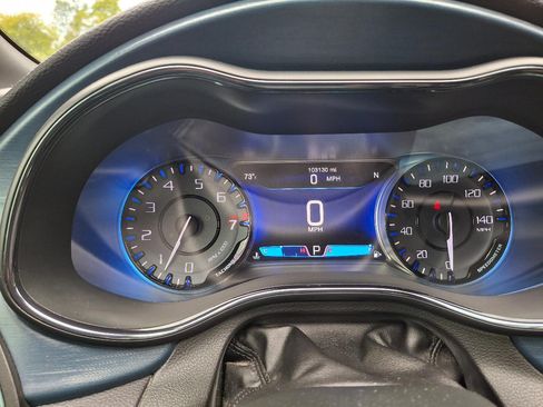 Used 2015 Chrysler 200 S w/ Navigation & Sound Group I image 21