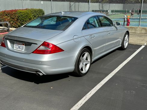 Used 2011 Mercedes-Benz CLS 550 image 5