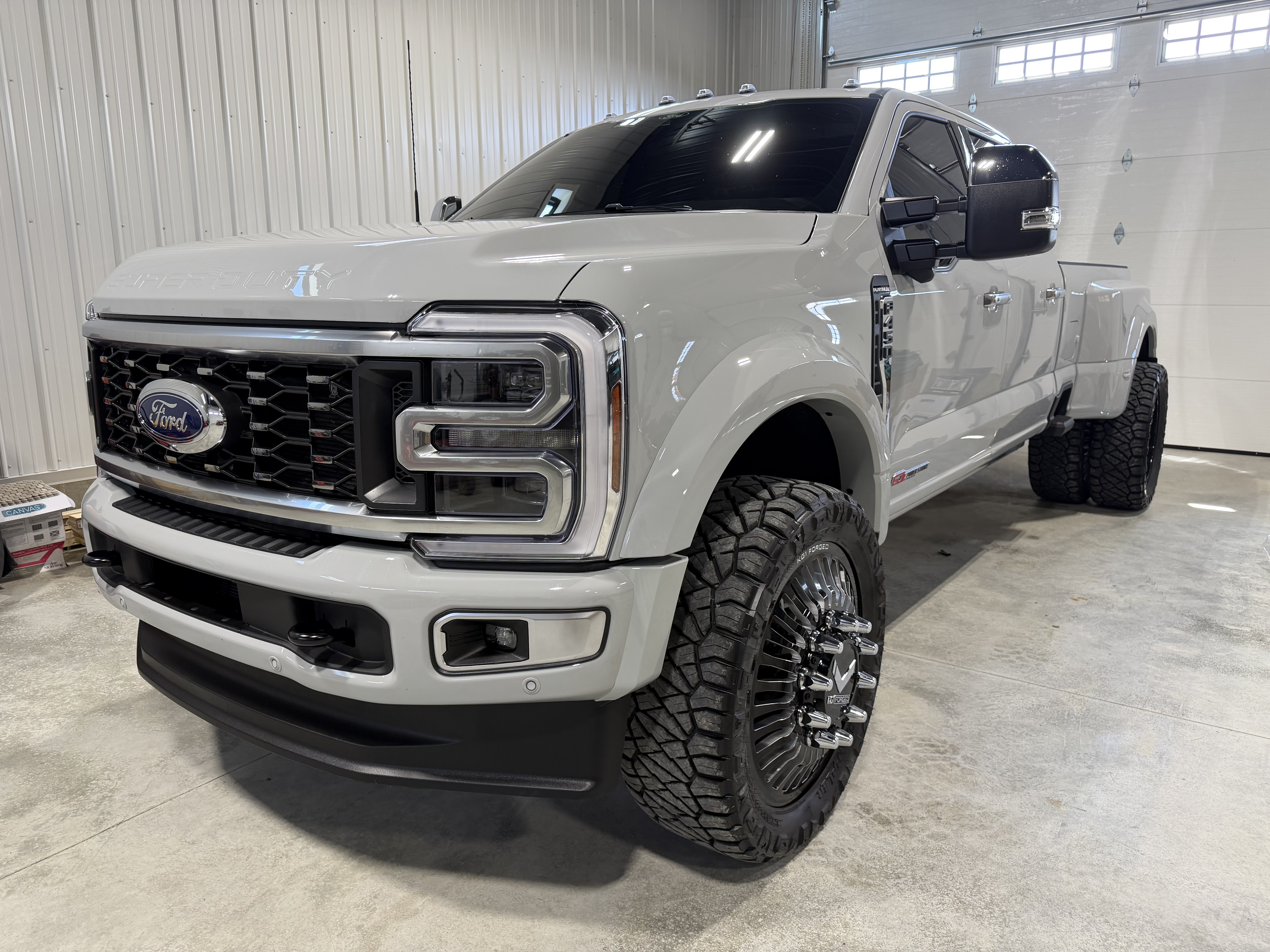 Used 2026 Ford F450 Platinum w/ Platinum Plus Package AWD/4WD image 1