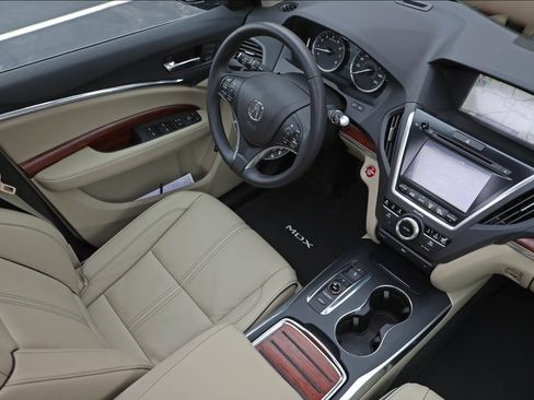 Used 2017 Acura MDX SH-AWD w/ Advance Package image 15