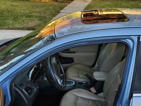 Used 2013 Chrysler 200 Limited w/ Sun/Sound Group image 8