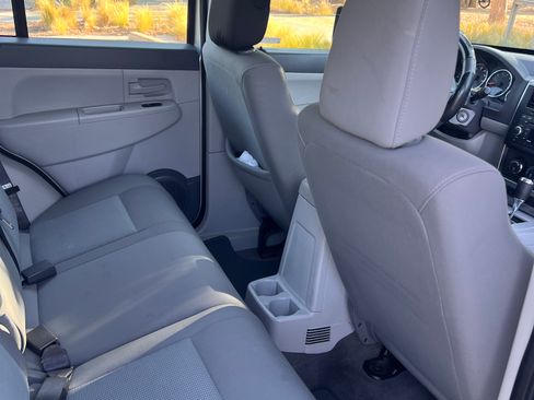 Used 2008 Jeep Liberty Sport RWD image 9