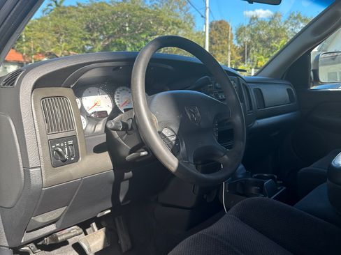 Used 2003 Dodge Ram 2500 Truck SLT image 17