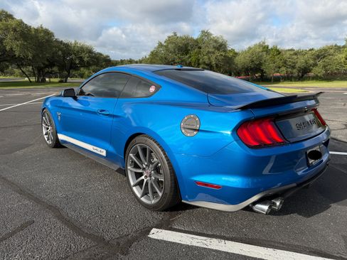Used 2019 Ford Mustang GT Premium w/ Ford Safe & Smart Package RWD image 9
