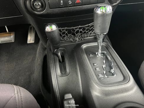 Used 2013 Jeep Wrangler Unlimited Sport image 14