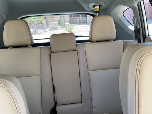 Used 2013 Toyota RAV4 Limited image 15