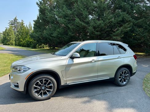 Used 2015 BMW X5 xDrive35i image 1