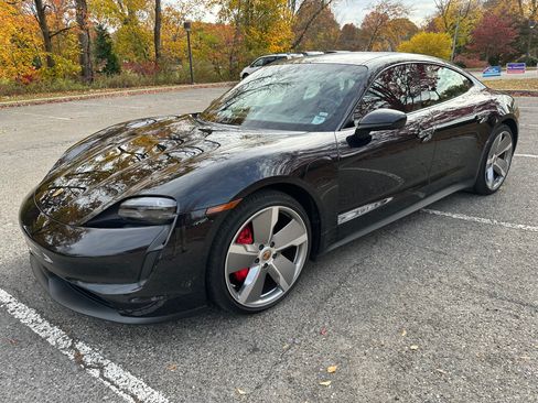 Used 2020 Porsche Taycan 4S image 1