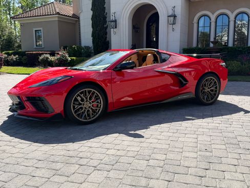 Used 2020 Chevrolet Corvette Stingray Premium Cpe w/ 3LT Preferred Equipment Group image 5