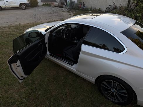 Used 2019 BMW 230i Coupe image 5
