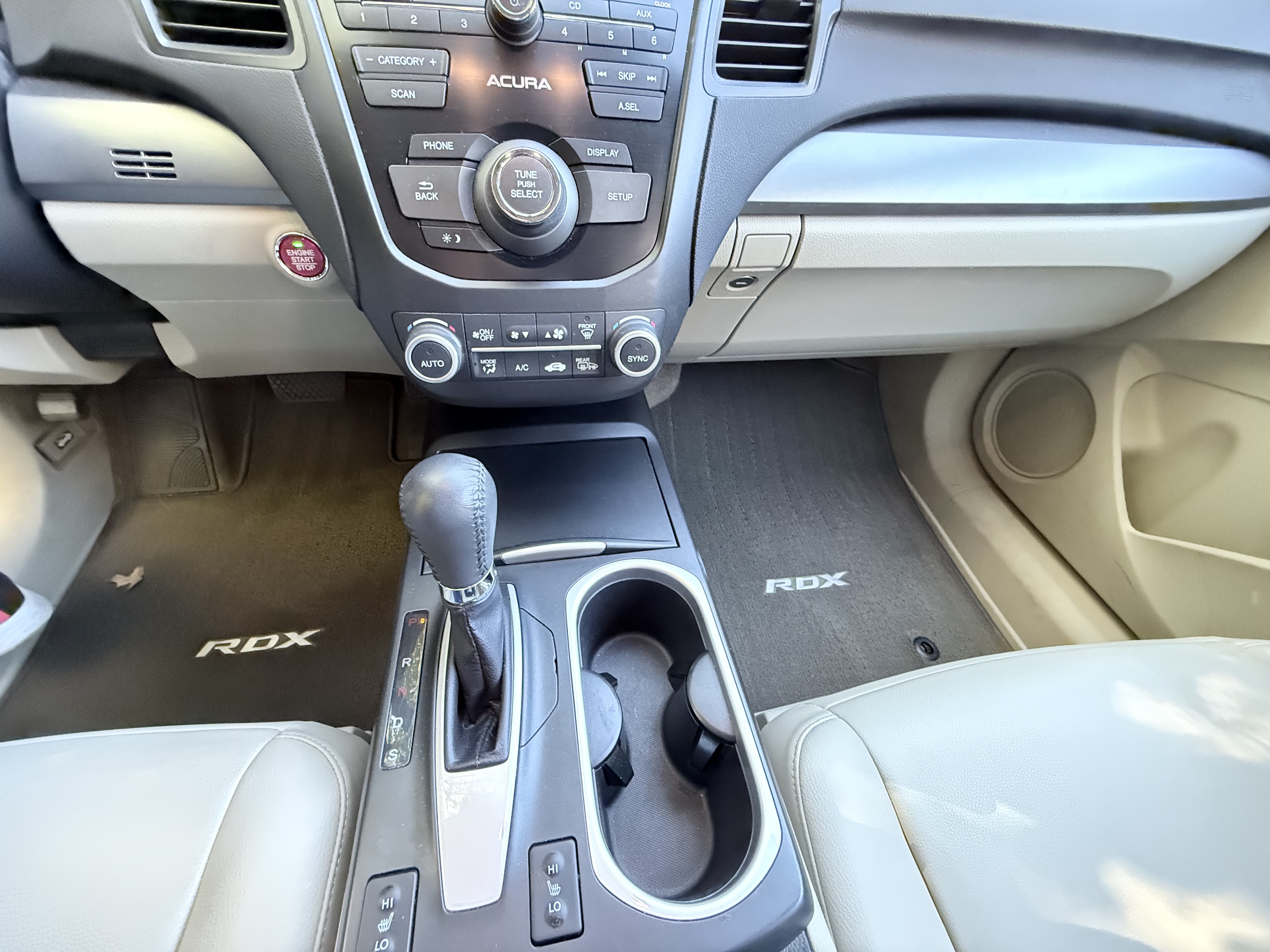 Used 2017 Acura RDX AWD image 11