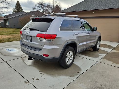 Used 2015 Jeep Grand Cherokee Laredo image 6