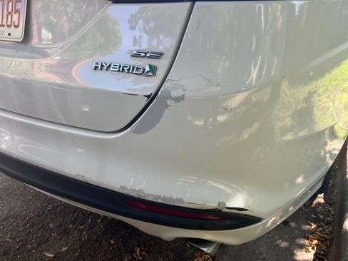 Used 2018 Ford Fusion SE image 30