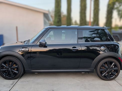 Used 2012 MINI Cooper S FWD image 9