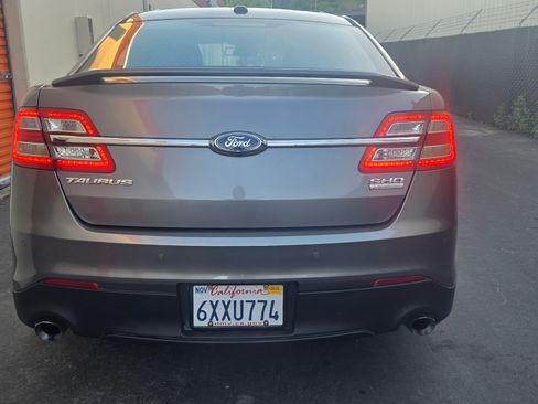 Used 2013 Ford Taurus SHO image 20